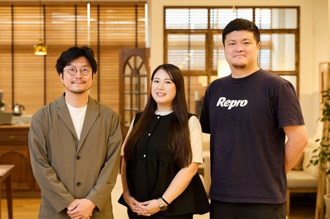 【写真】株式会社Flavor 代表取締役 山本哲也様とRepro株式会社 関口みずき、孫健真