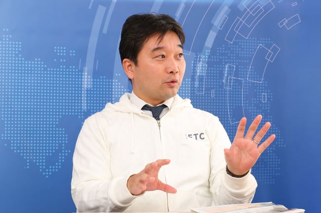 公正取引委員会事務総局 官房参事官(デジタル担当)・鈴木健太氏