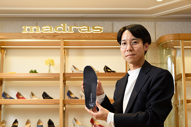 マドラス株式会社リテール事業部EC課 課長の丸山堅太さん
